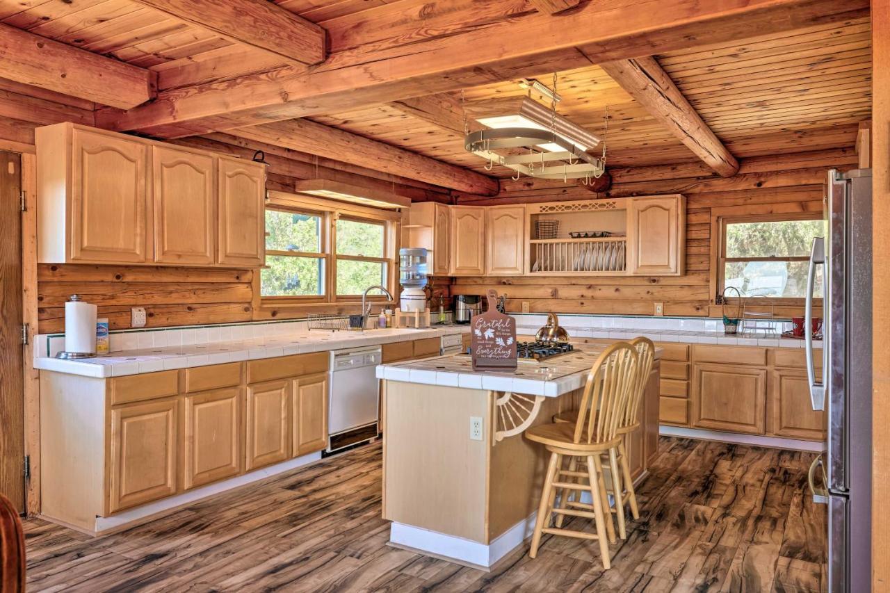Stunning Log Cabin With Great Views, Firepit, Deck Near Twain Hart Sonora Eksteriør billede